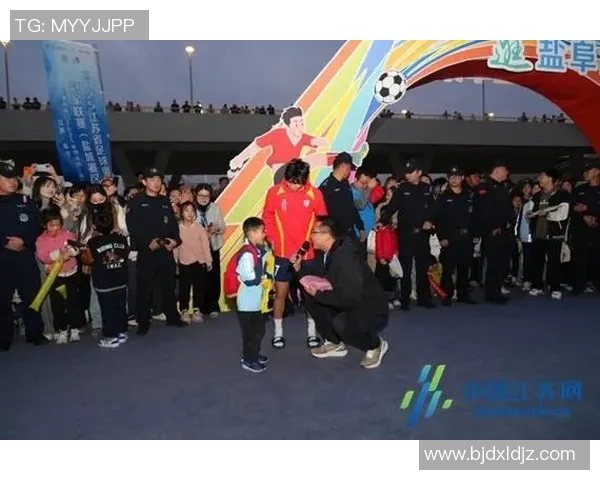 足球明星齐聚一堂共唱激情之歌传递梦想与团结的力量